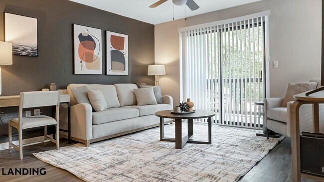 Building Photo - 8100 Palisades Cir