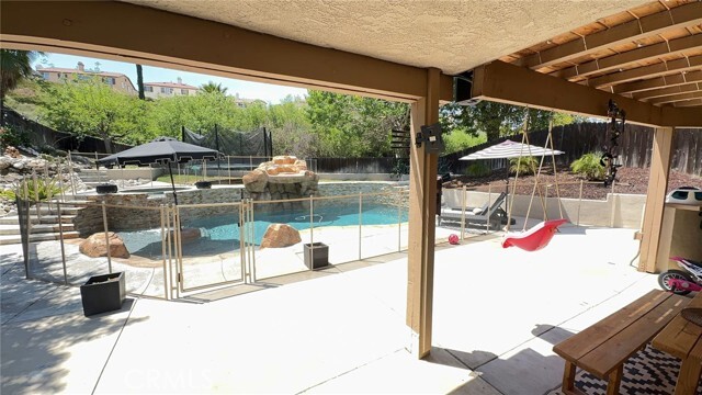 Building Photo - 30537 Longhorn Dr