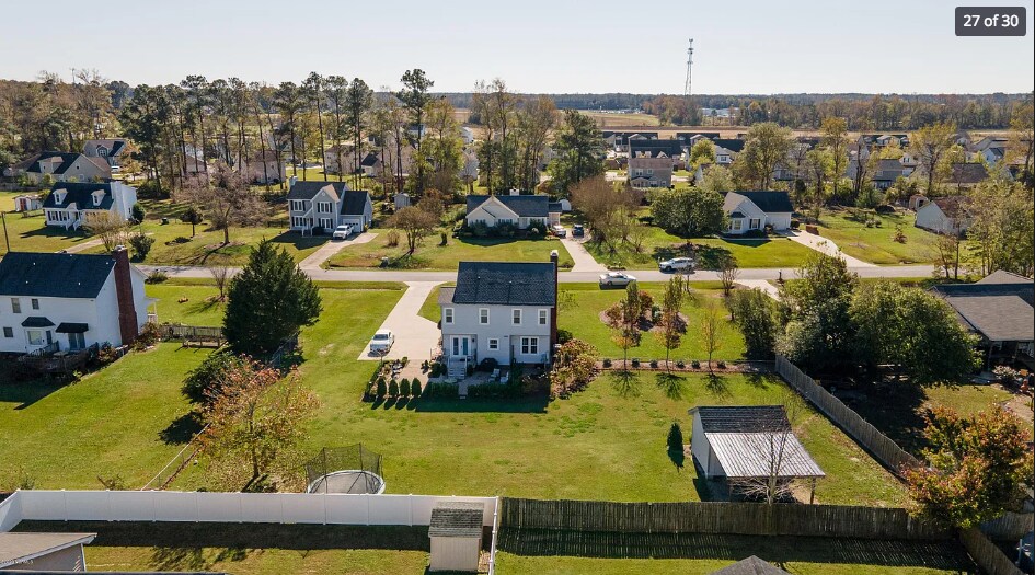 Building Photo - 966 Teakwood Dr