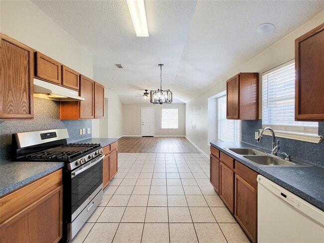Building Photo - 4226 Daisy Meadow Dr