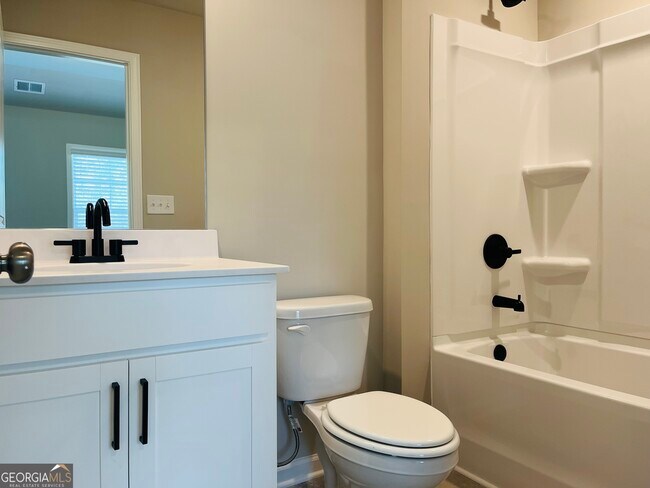 Building Photo - 33 Cobalt Ln