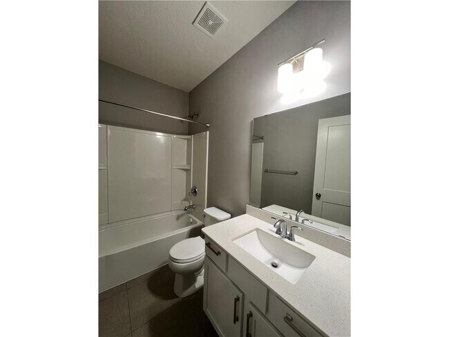 Building Photo - 7262 Alvarado Ln N