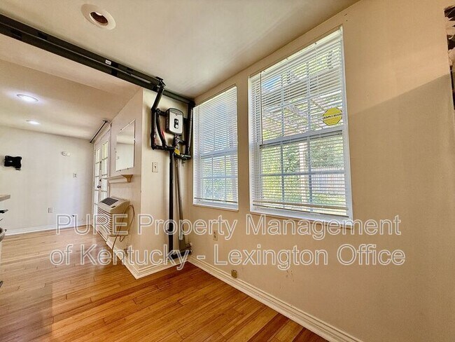 Building Photo - 1559 Jacana Dr
