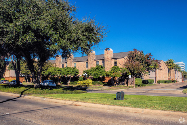 Building Photo - Westchase Forest Townhomes