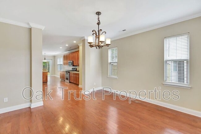 Building Photo - 186 Woodbrook Way