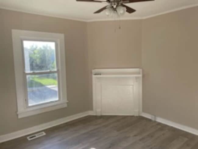 Building Photo - For Rent – Historic 3 Bed, 2 Bath Home Jus...
