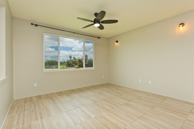Building Photo - 4Bd-3Ba home on 16th fairway of the Coral ...