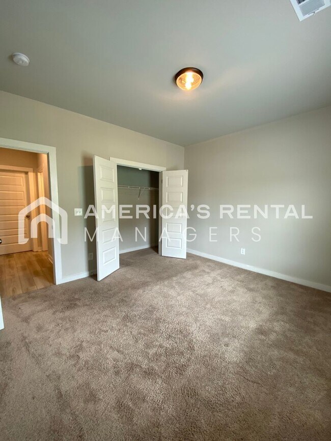 Building Photo - Home for Rent in Weaver, AL!!! Available to View Now!!