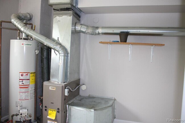 Building Photo - 32161 Genessee St