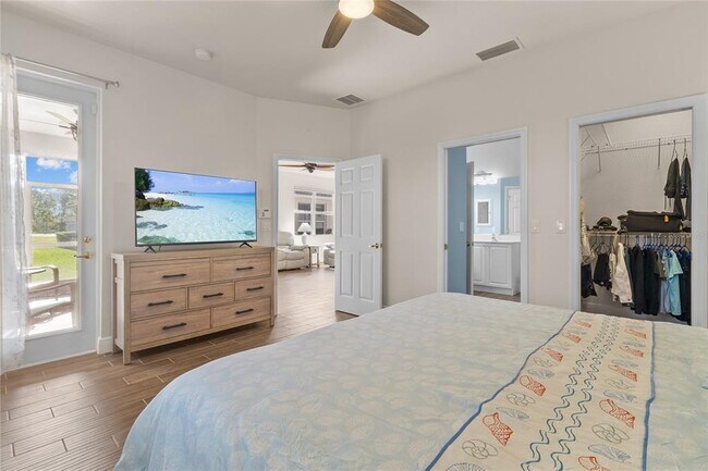 Building Photo - 1937 Scarlett Ave