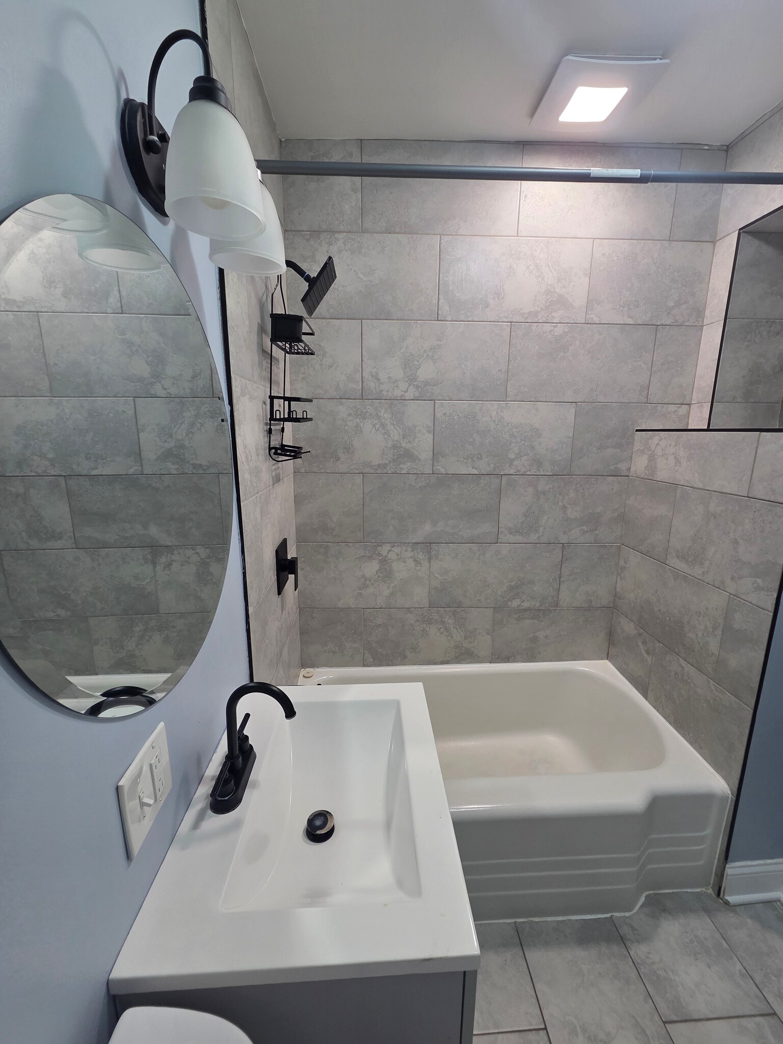 Bathroom - 2605 W 65th St