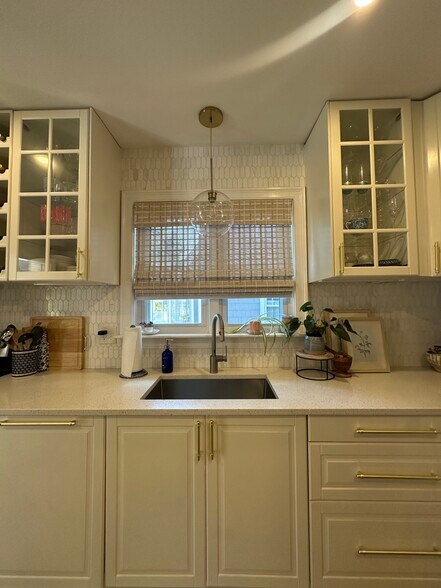 Building Photo - 21 Apthorp St