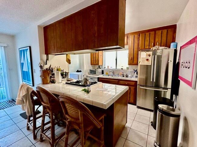 Building Photo - 1534 Stanford Ave