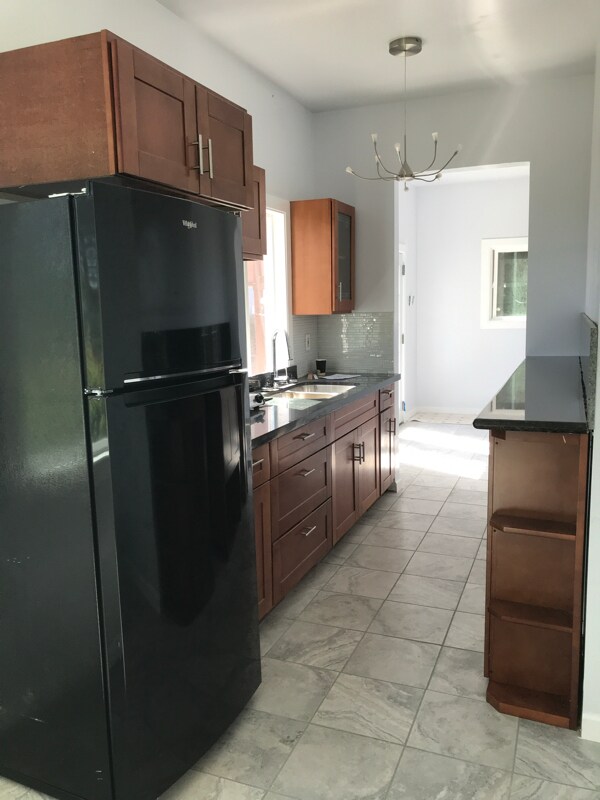 Building Photo - 4284 Maybelle Ave