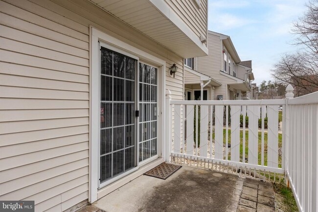 Building Photo - 1505 Beacon Hill Dr