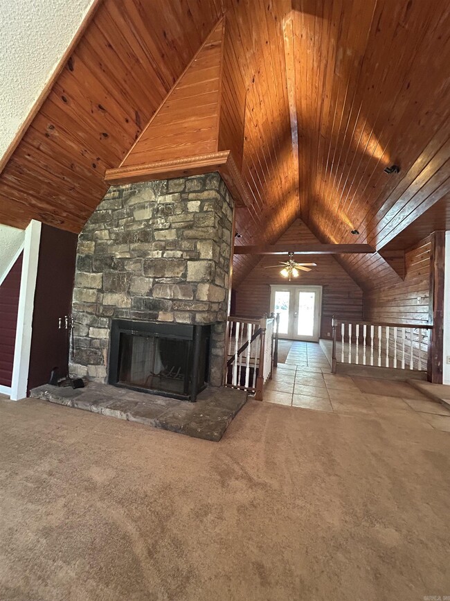 Building Photo - 116 Pineapple Dr