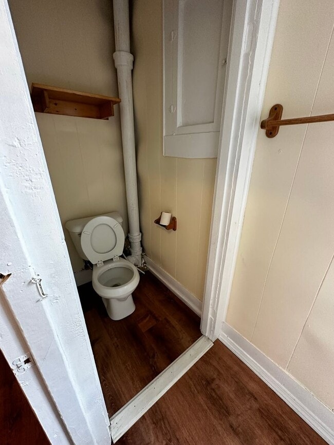 Building Photo - 26-28 Monroe Street