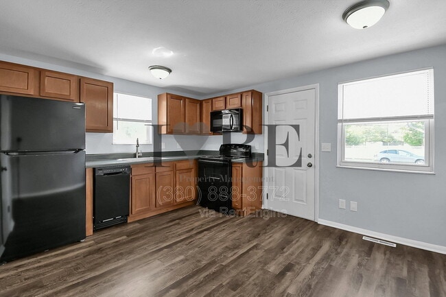 Building Photo - 1303 Barnett Rd