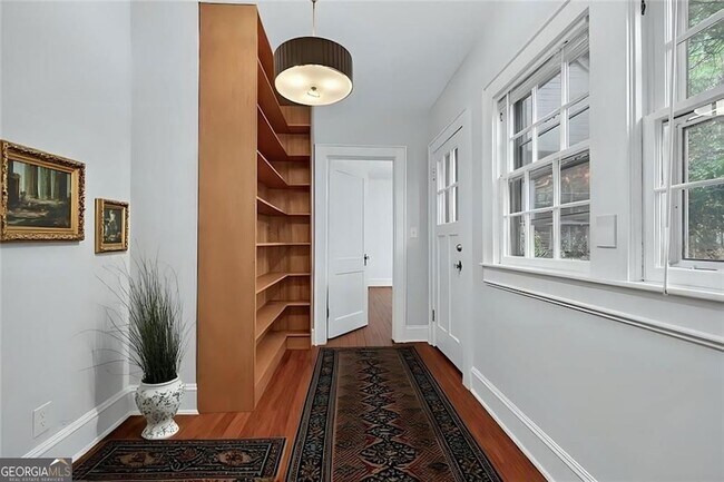 Building Photo - 444 Burlington Rd NE