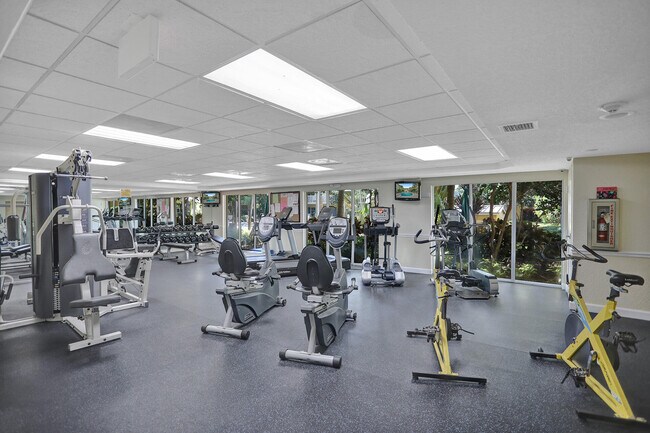 Building Photo - 1501 E Broward Blvd