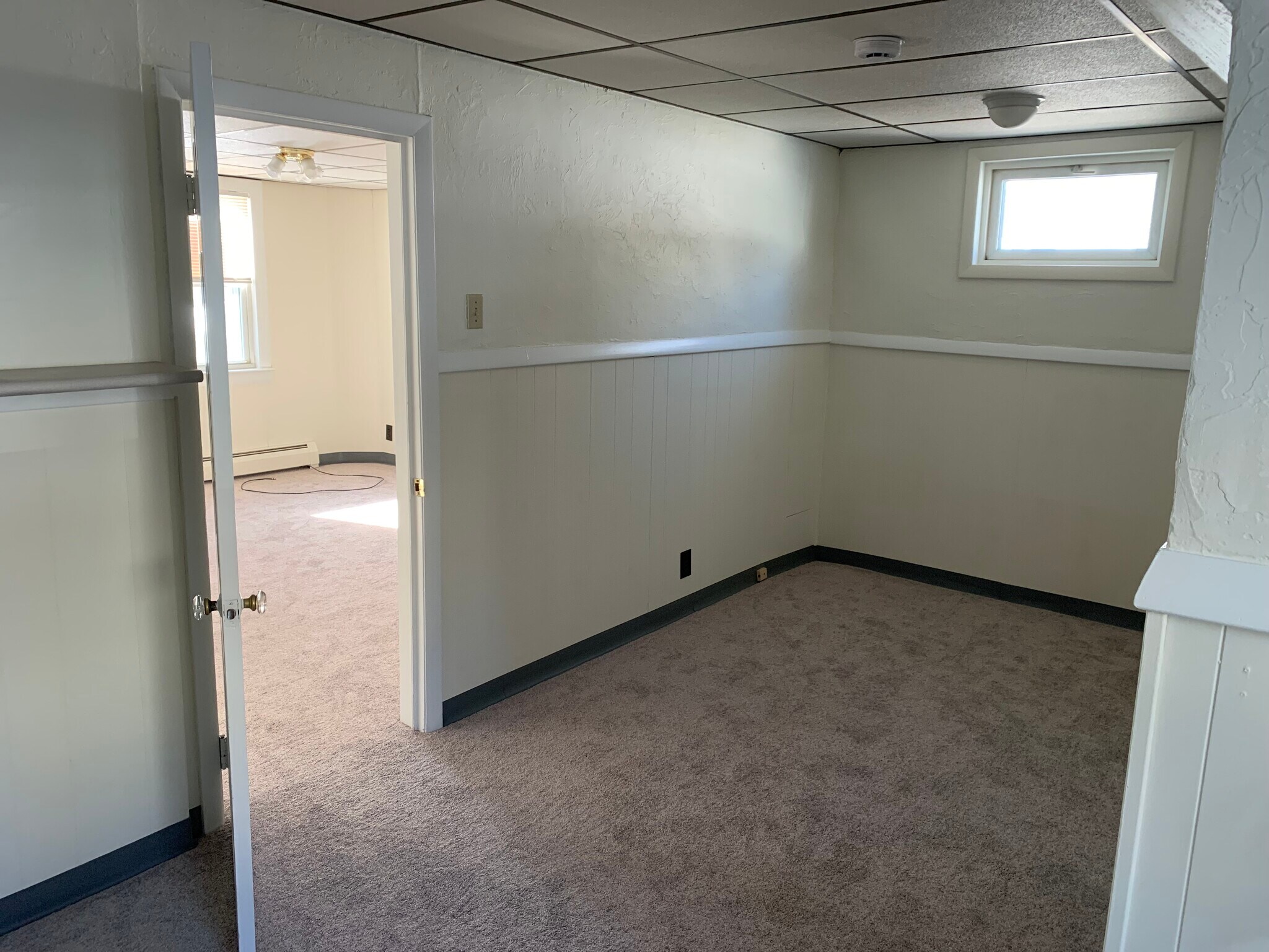 Building Photo - 99 Oxford St N