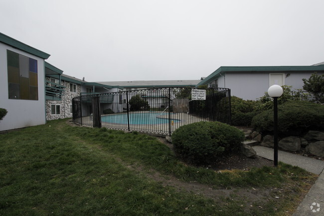 Building Photo - Tukwila Station Apartments