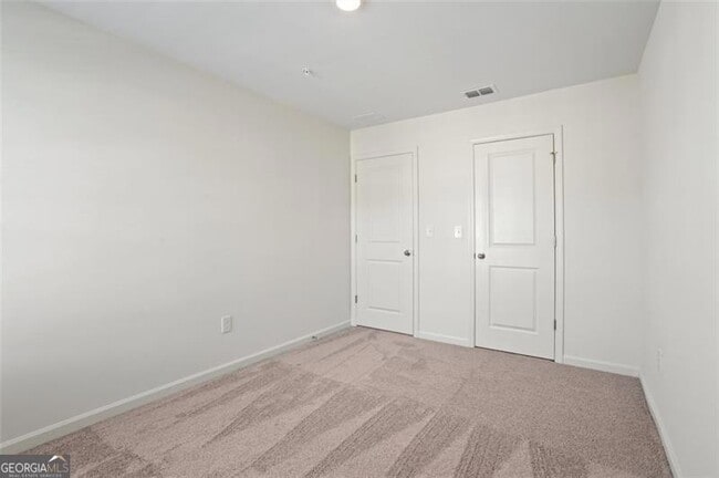 Building Photo - 541 Magnolia Cir