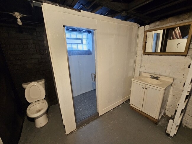 Building Photo - 3788 W 34th St