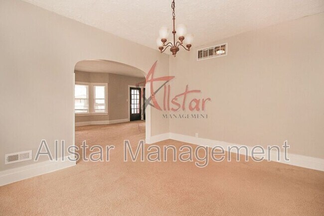 Building Photo - 1550 Glenmont Rd