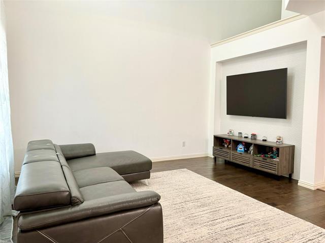 Building Photo - 4305 Pecan Knoll Dr