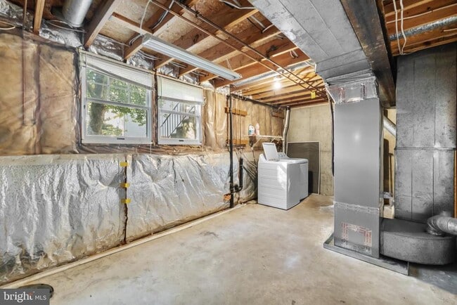 Building Photo - 6832 Heatherway Ct