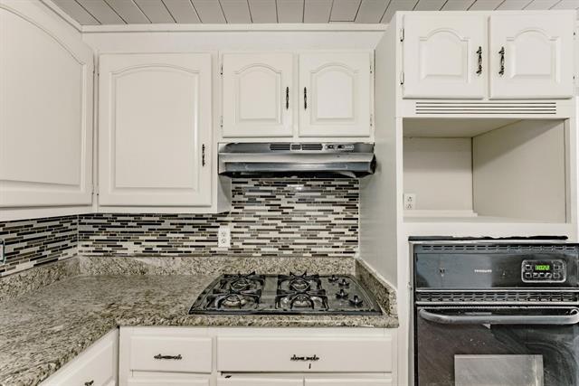 Building Photo - 5821 Circular Dr