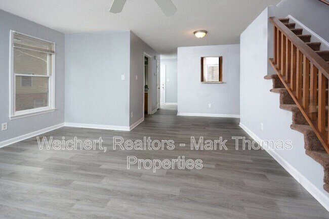 Building Photo - 13 Tarawa Terrace
