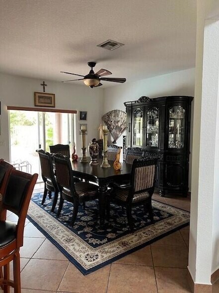 Building Photo - 144 Blue Grotto Dr