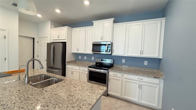 Primary Photo - 4209 Bloomfield St