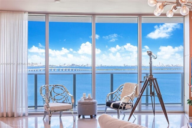 Building Photo - 488 NE 18th St