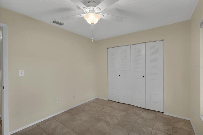Building Photo - 10444 Kingbrook Ln