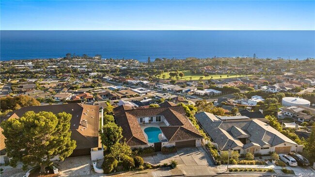 Building Photo - 32371 Caribbean Dr