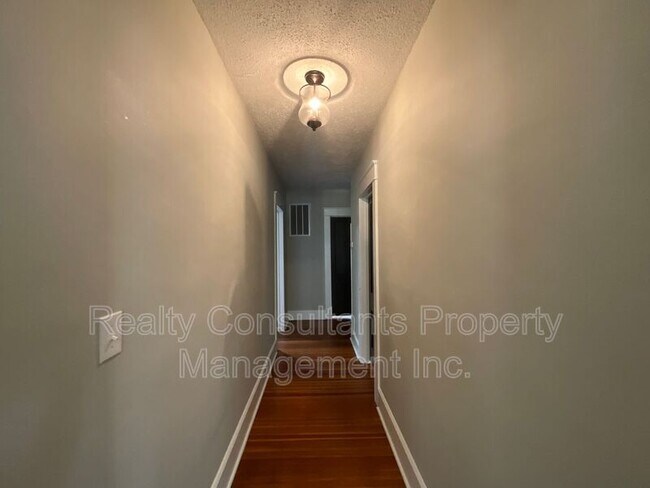 Building Photo - 1117 Lexington Ave