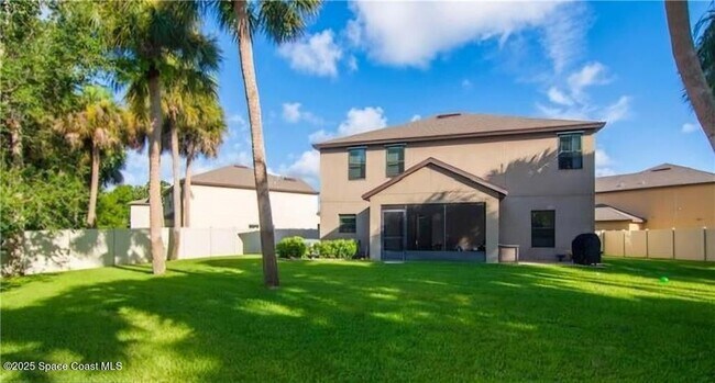 Building Photo - 610 22nd Ave