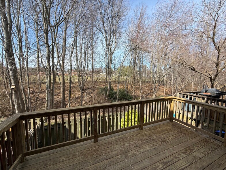 Building Photo - 2916 Carlyle Ct