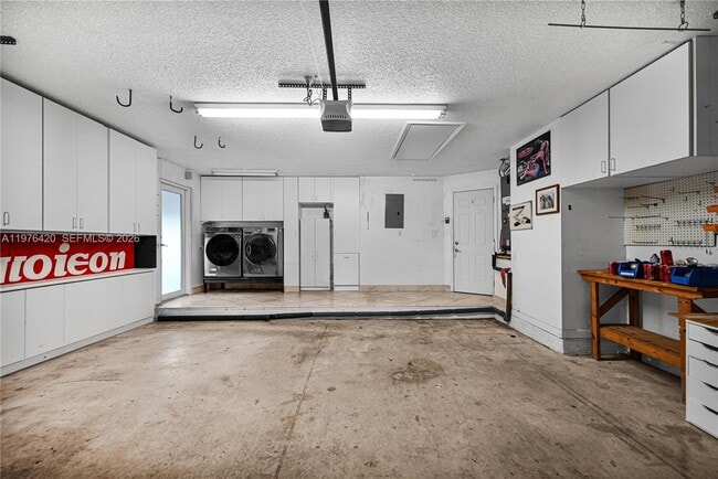 Building Photo - 5081 SW 119th Ave