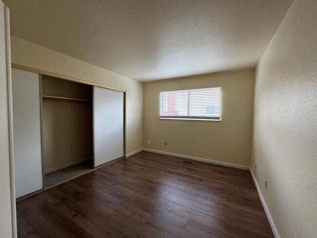 Building Photo - Coming Soon - Beautifully remodeled 5 bed/ 2.5 bath with huge backyard