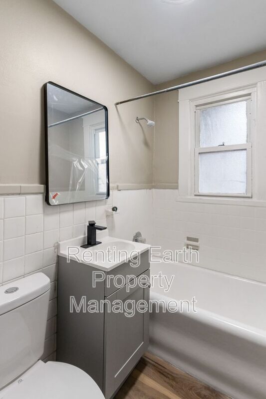 Building Photo - 8212 Toddy Ave