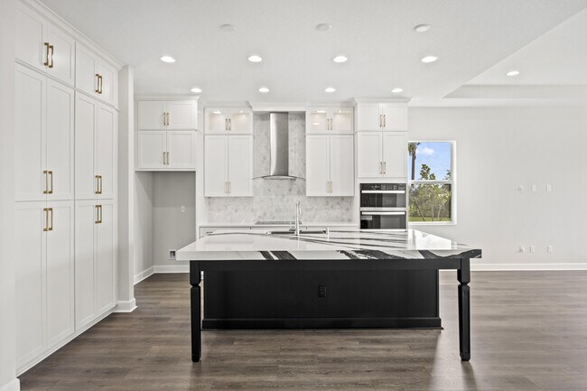 Building Photo - 14421 Spruce Pne Dr
