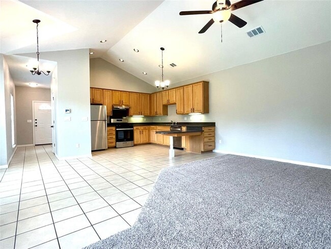 Building Photo - 1207 W N Loop Blvd
