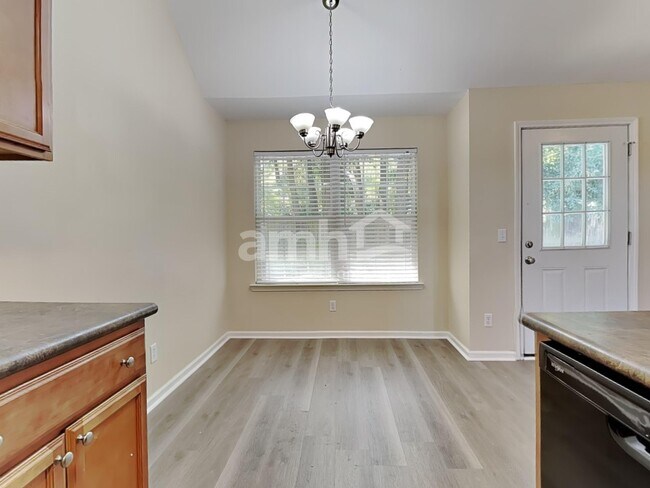 Building Photo - 134 Aquinnah Dr