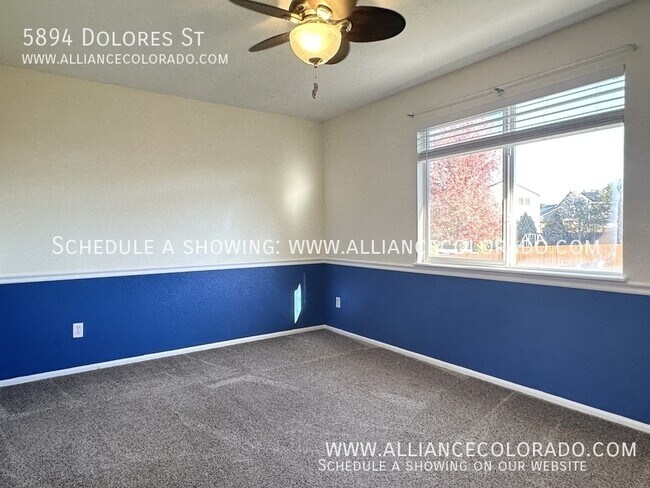 Building Photo - 5894 Dolores St