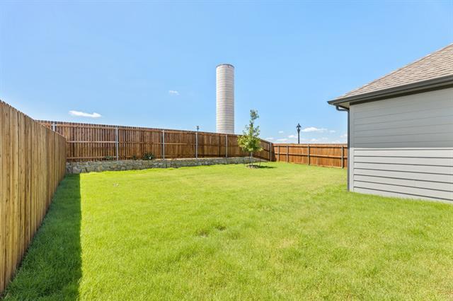 Building Photo - 1102 Butterfly Dl Dr