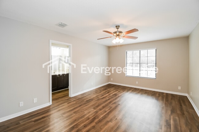 Building Photo - 8149 Amberwood Ct